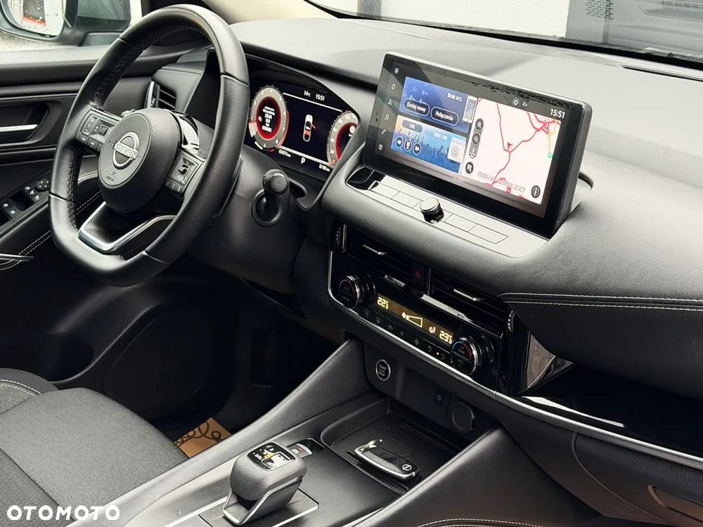 Nissan Qashqai 1.3 DIG-T MHEV Xtronic N-Design - 27