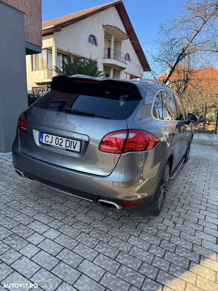 Porsche Cayenne Tiptronic S - 2