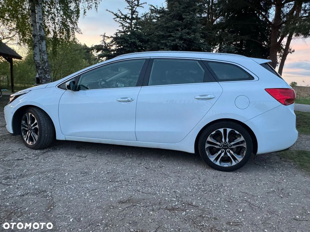Kia Ceed - 23
