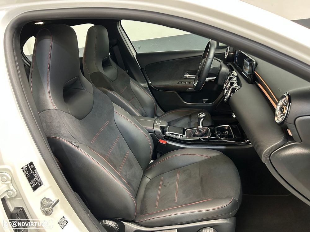 Mercedes-Benz A 160 AMG Line - 16