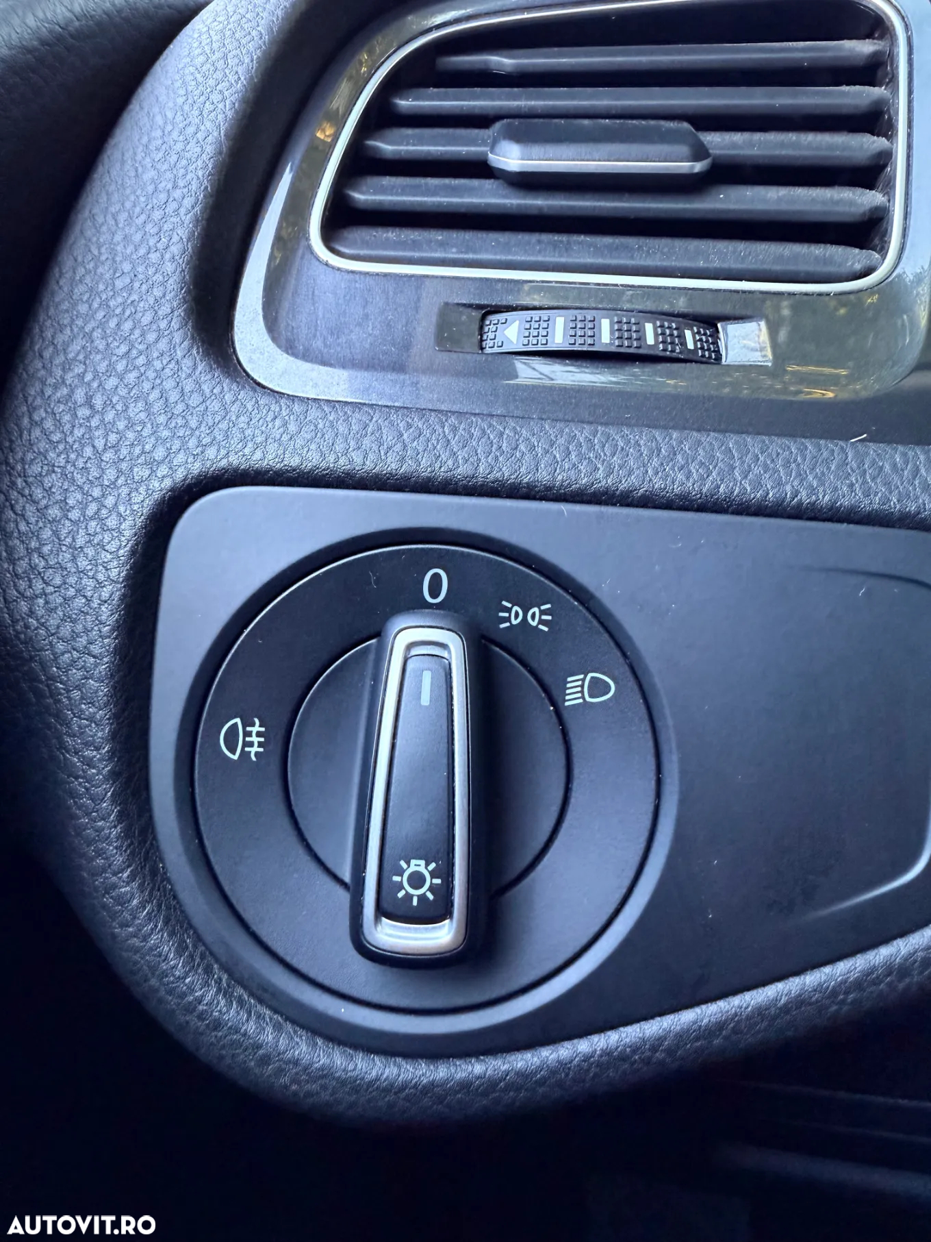 Volkswagen Golf 2.0 TDI DSG Comfortline - 10