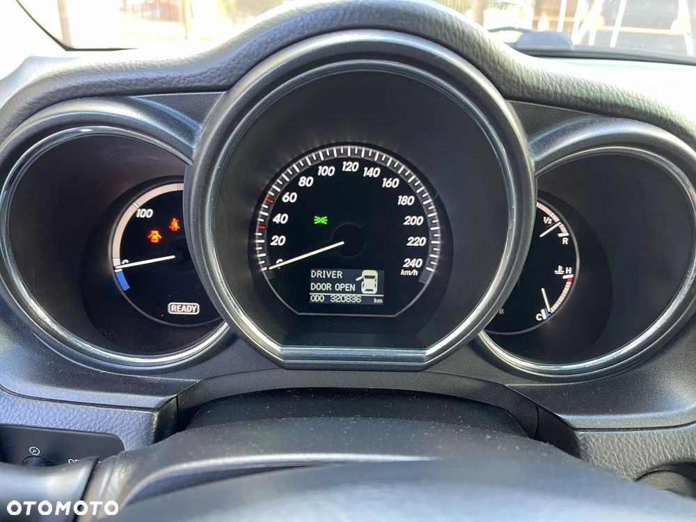 Lexus RX 400h (hybrid) - 14