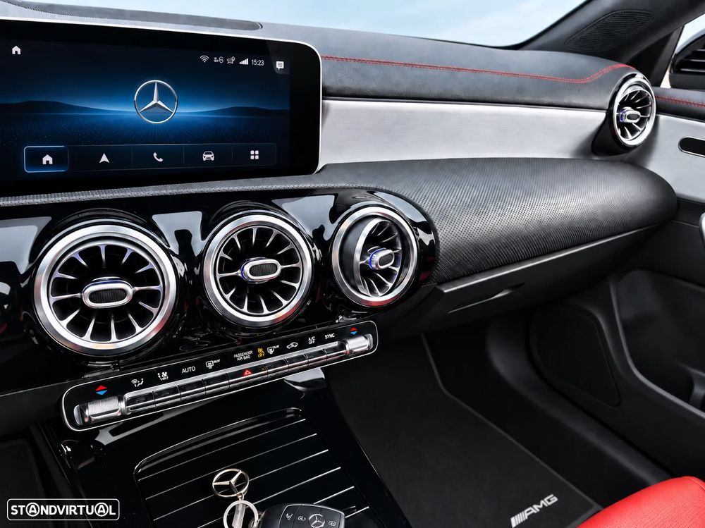 Mercedes-Benz CLA 180 - 8
