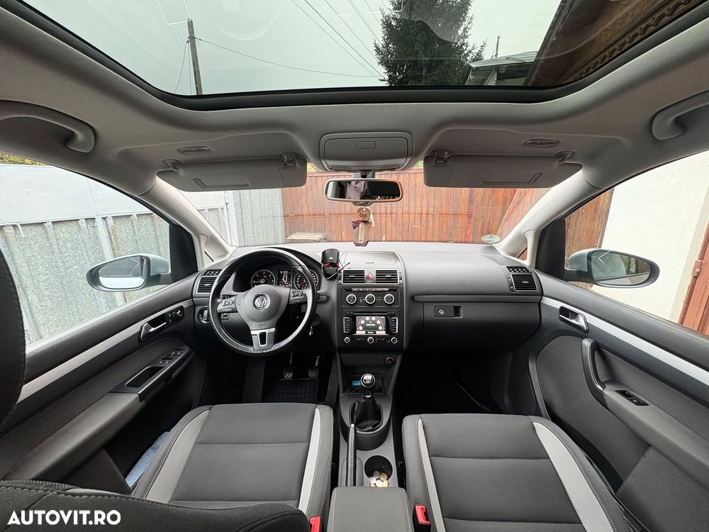 Volkswagen Touran 2.0 TDI DPF Life - 13