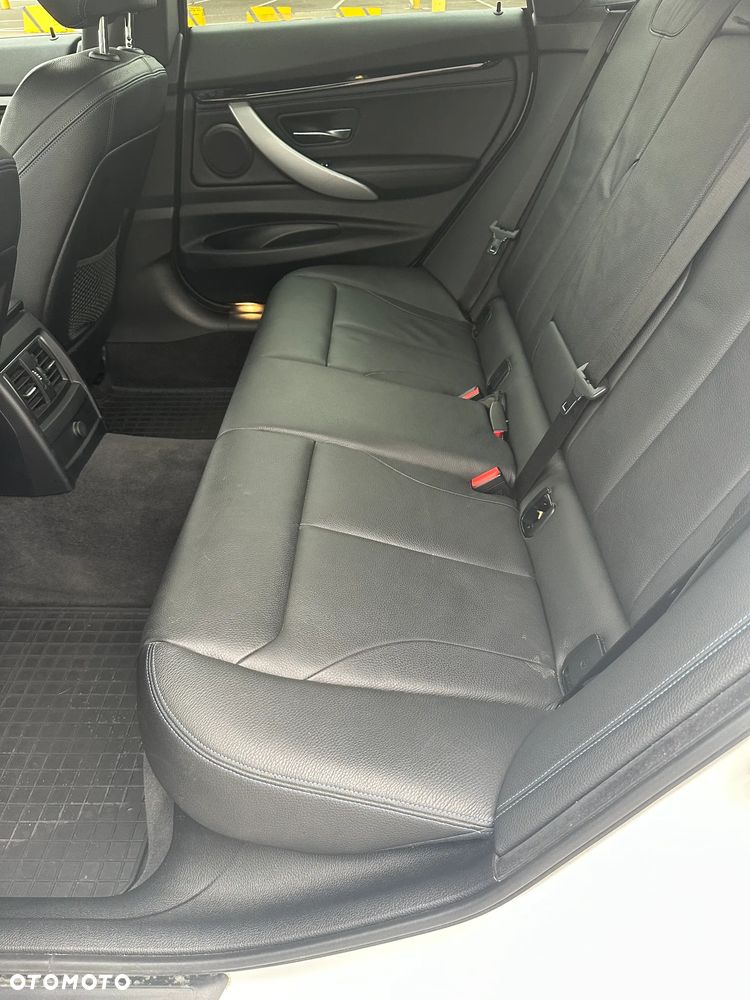 BMW 3GT 320d xDrive M Sport - 15