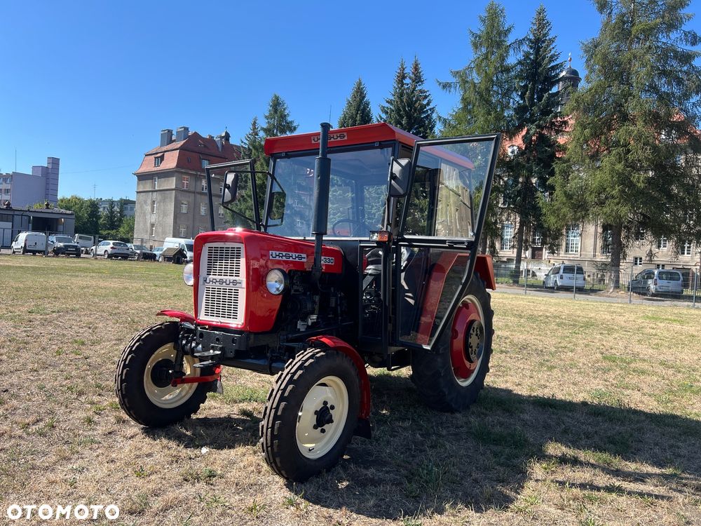 Ursus C330 - 1