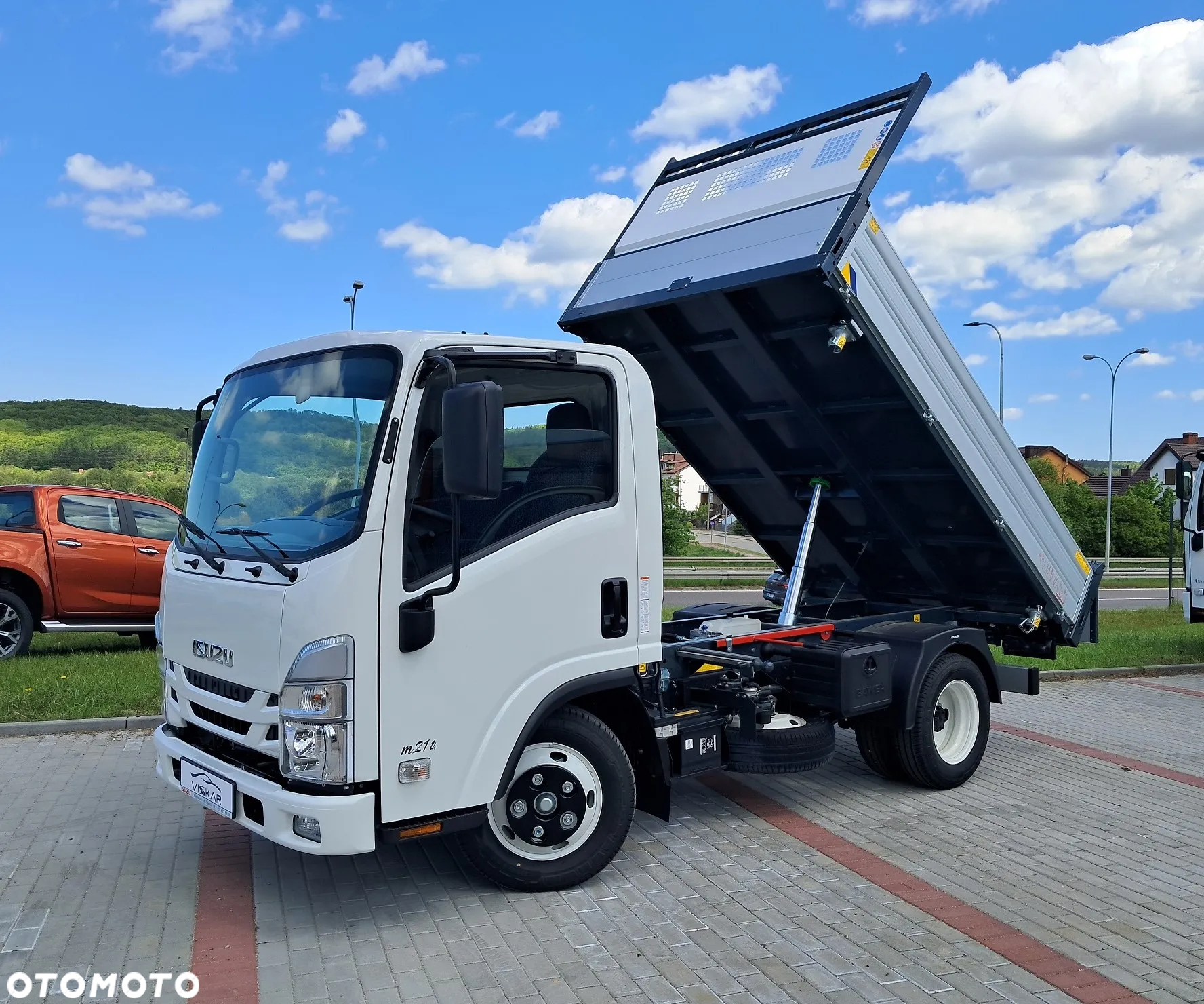 Isuzu M27 - 2