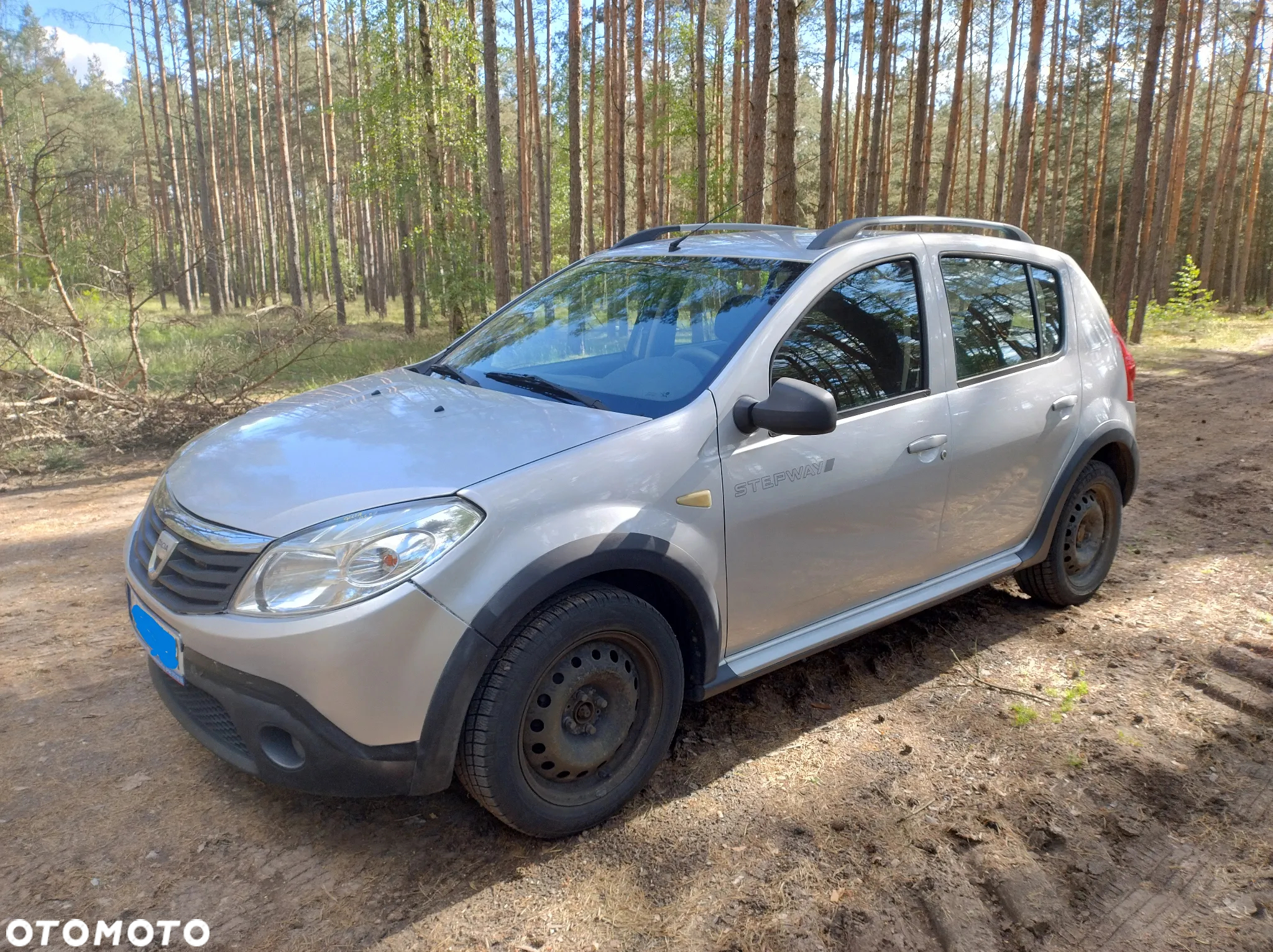 Dacia Sandero - 4
