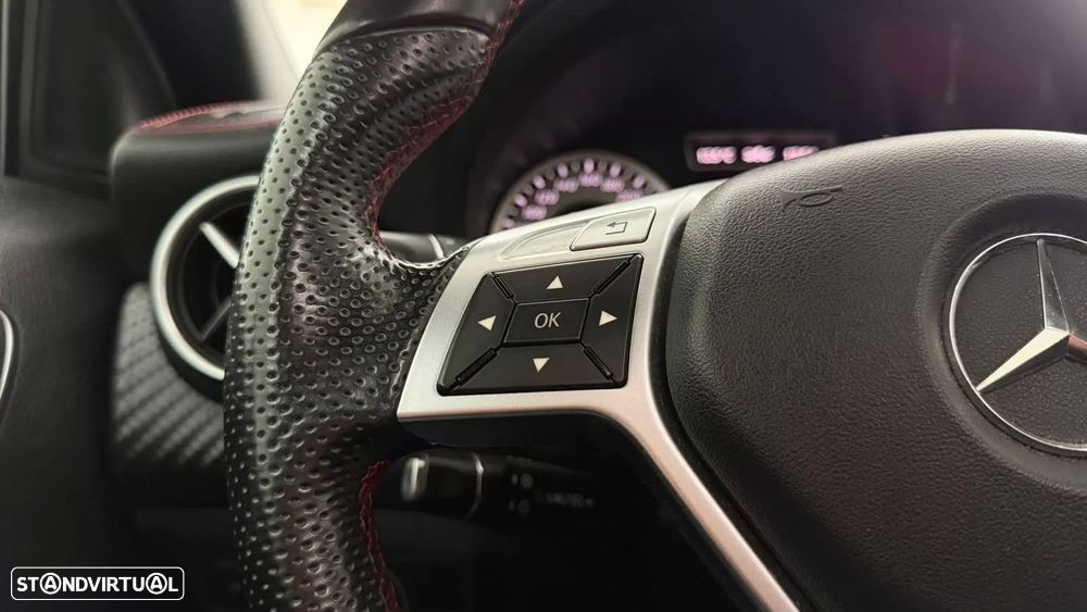 Mercedes-Benz A 180 CDI (BlueEFFICIENCY) 7G-DCT AMG Sport - 22