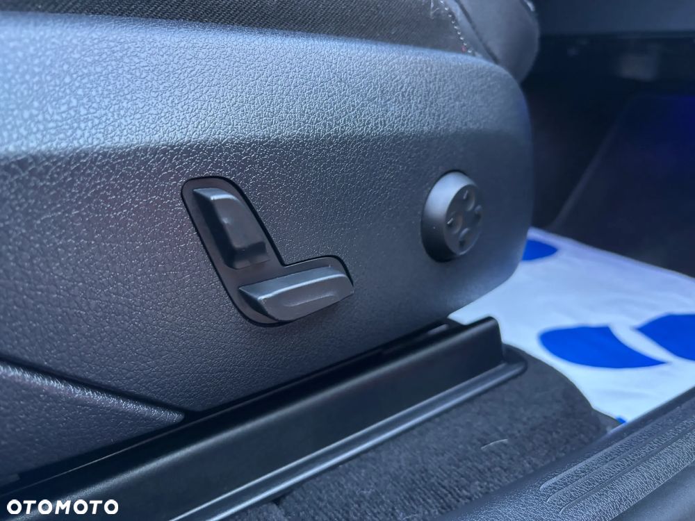 Mercedes-Benz GLC 220 d 4Matic 9G-TRONIC Avantgarde Advanced - 12