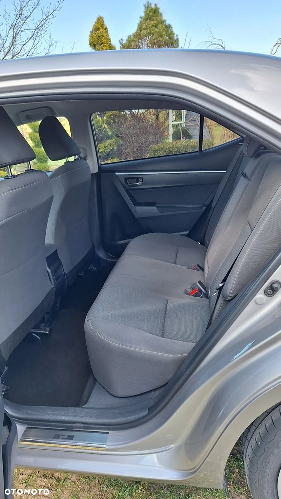 Toyota Corolla 1.6 Prestige MS - 11