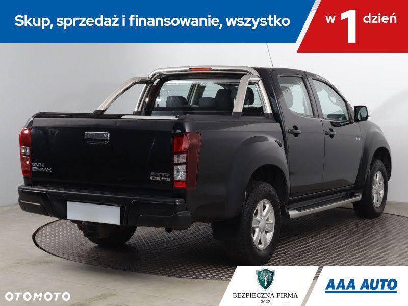 Isuzu D-Max - 6