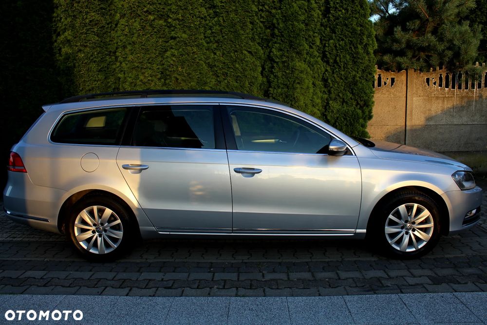 Volkswagen Passat 1.6 TDI BlueMotion Technology Highline - 3