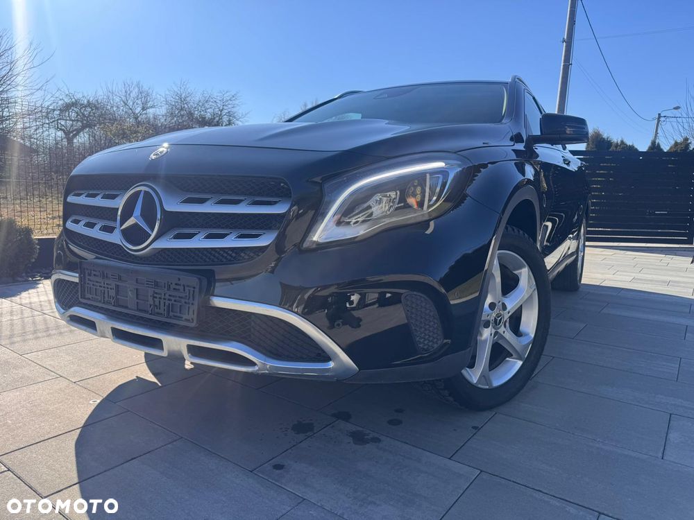 Mercedes-Benz GLA 180 d - 5