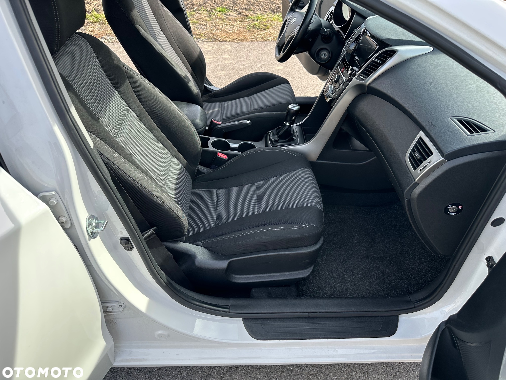 Hyundai i30 1.6 GDI BlueDrive Go - 18