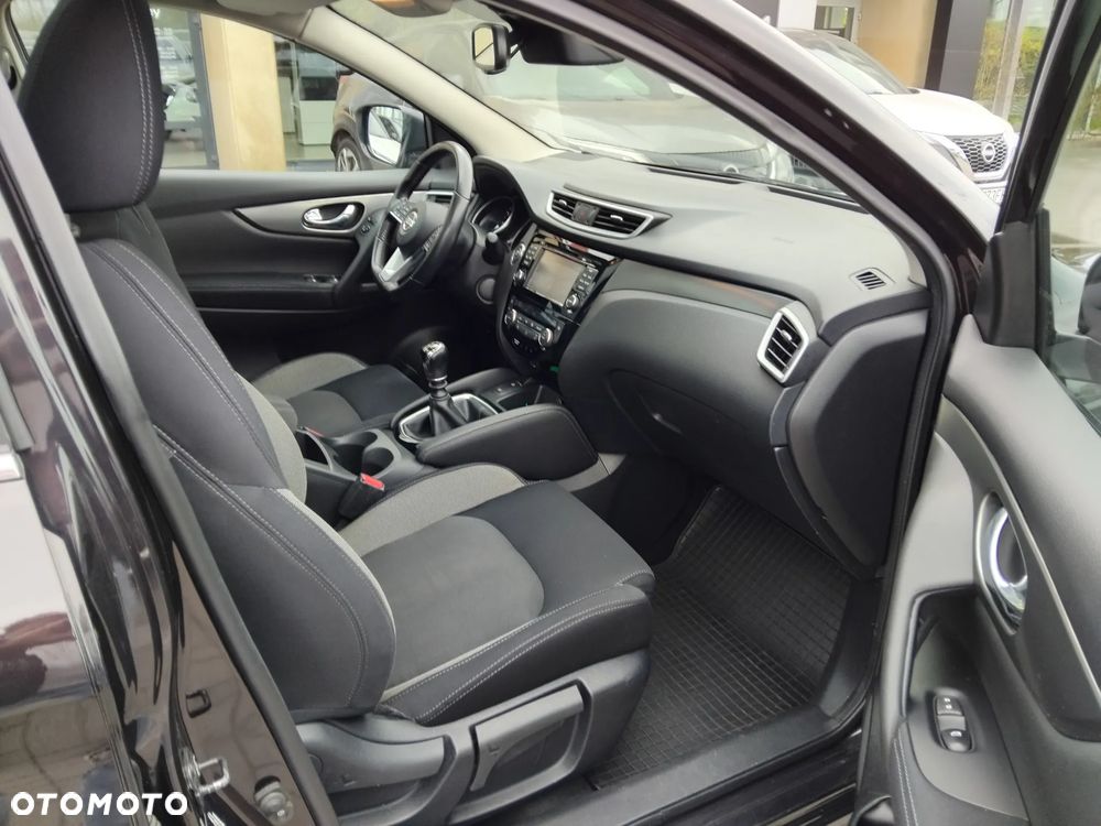 Nissan Qashqai 1.2 DIG-T N-Connecta EU6 - 23