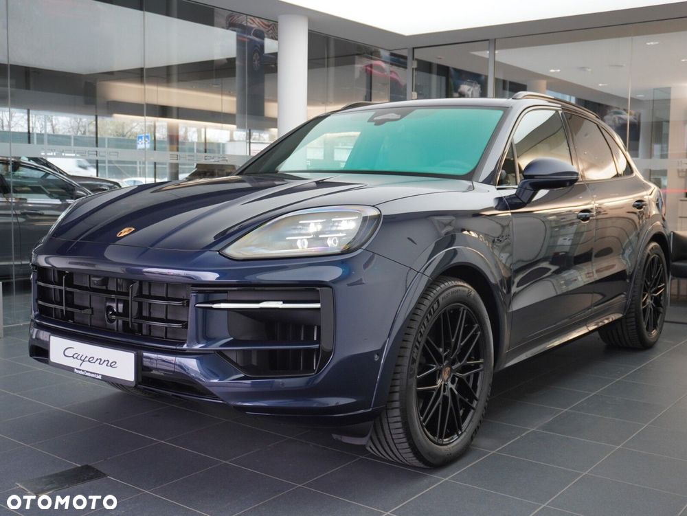 Porsche Cayenne E-Hybrid PHEV Black Edition - 4