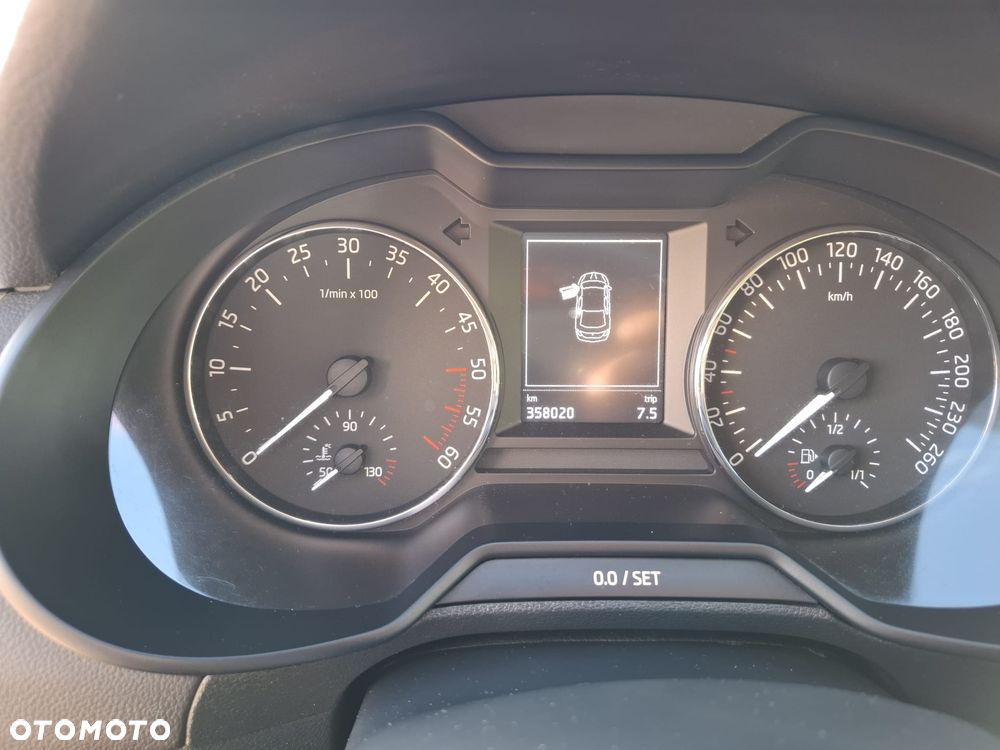 Skoda Octavia 2.0 TDI DSG Ambition - 16