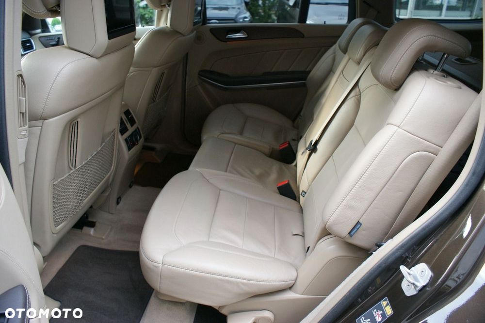 Mercedes-Benz GL - 15