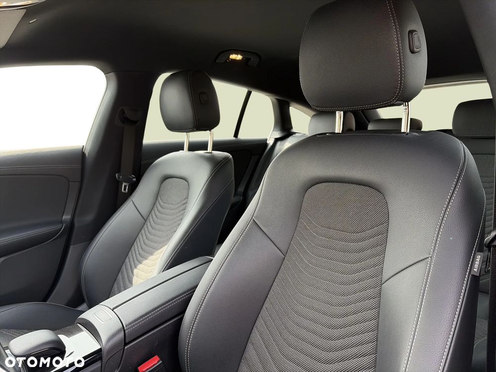 Mercedes-Benz CLA 180 d Progressive 8G-DCT - 10