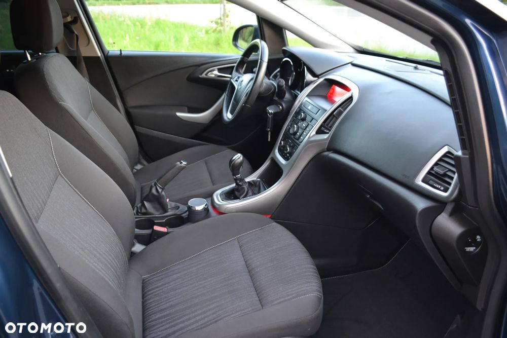 Opel Astra - 20