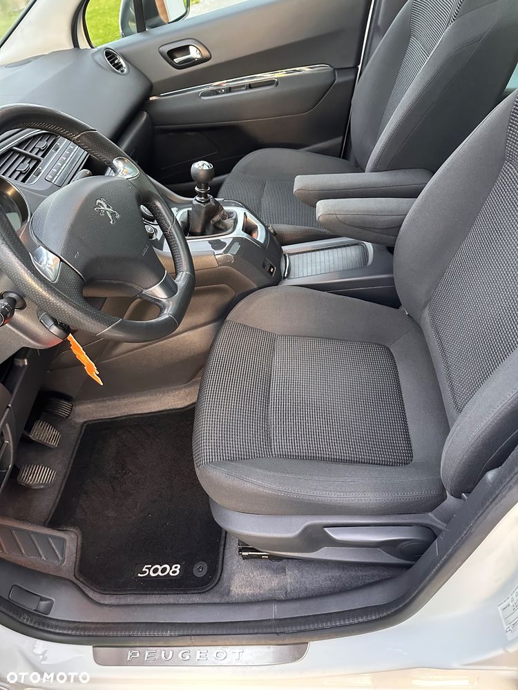 Peugeot 5008 2.0 HDi Allure 7os - 10