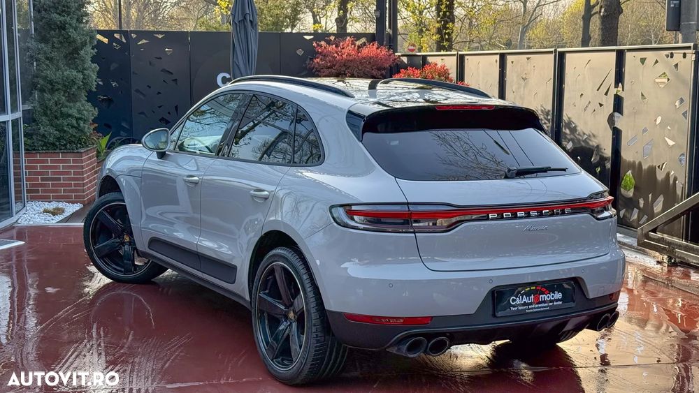 Porsche Macan Standard - 25