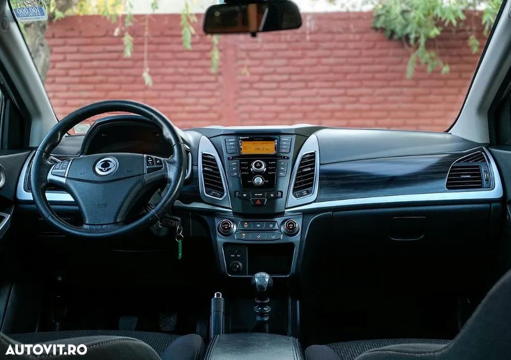 SsangYong Korando - 5