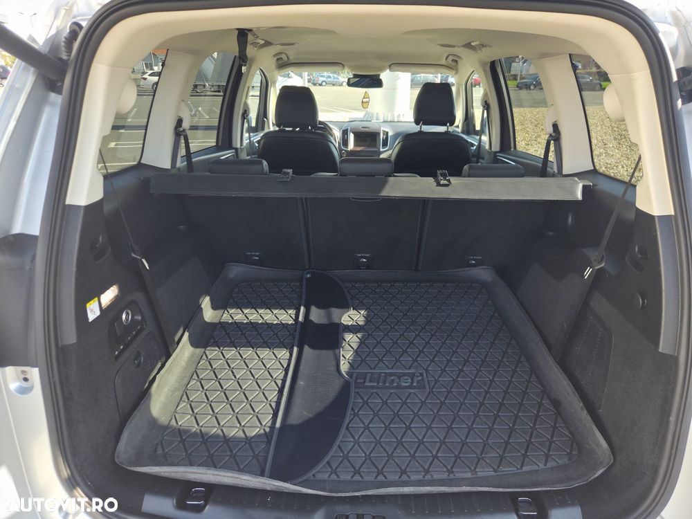 Ford Galaxy 2.0 TDCi Powershift Titanium - 20