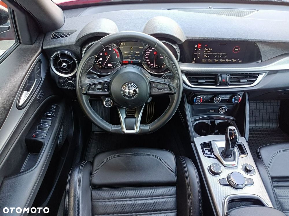 Alfa Romeo Stelvio - 28