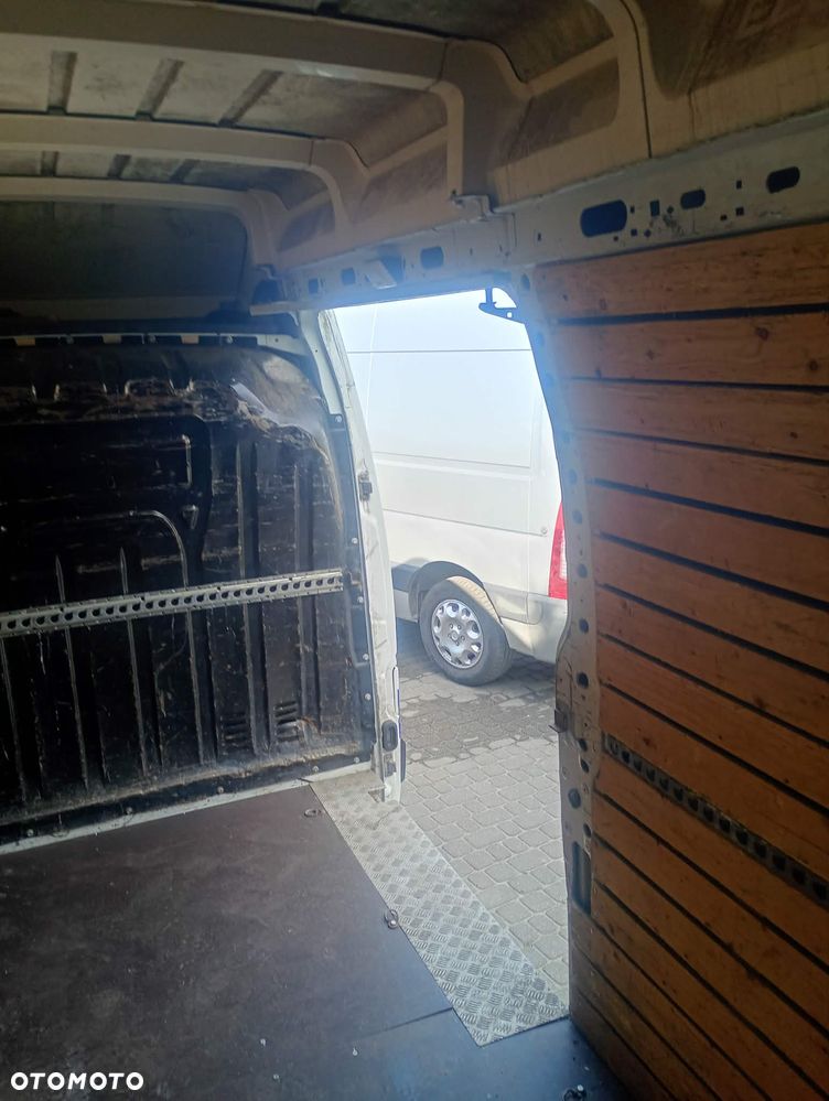 Renault Master - 18