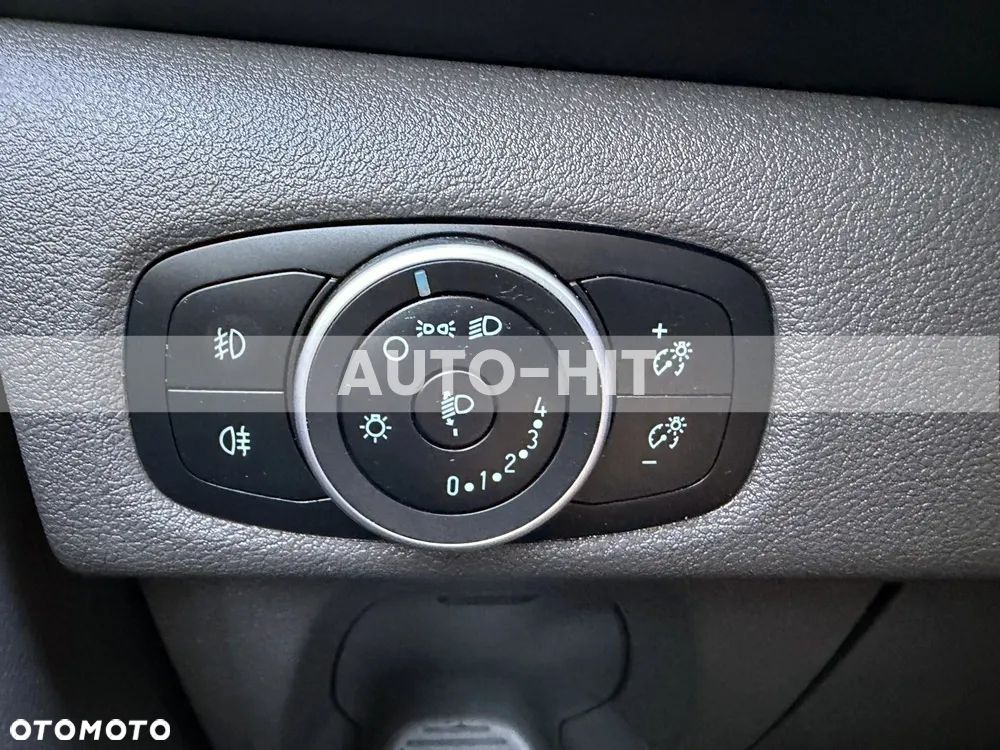 Ford Transit - 28