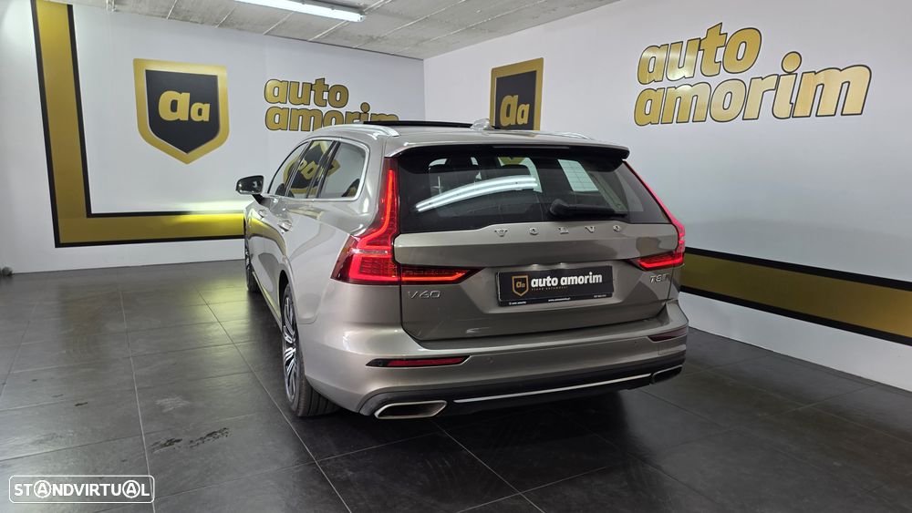 Volvo V60 2.0 T8 AWD TE Inscription - 17