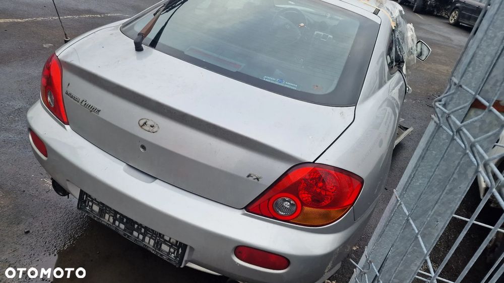 Hyundai coupe 2005r 105kW 2.0 b cały na części - 4