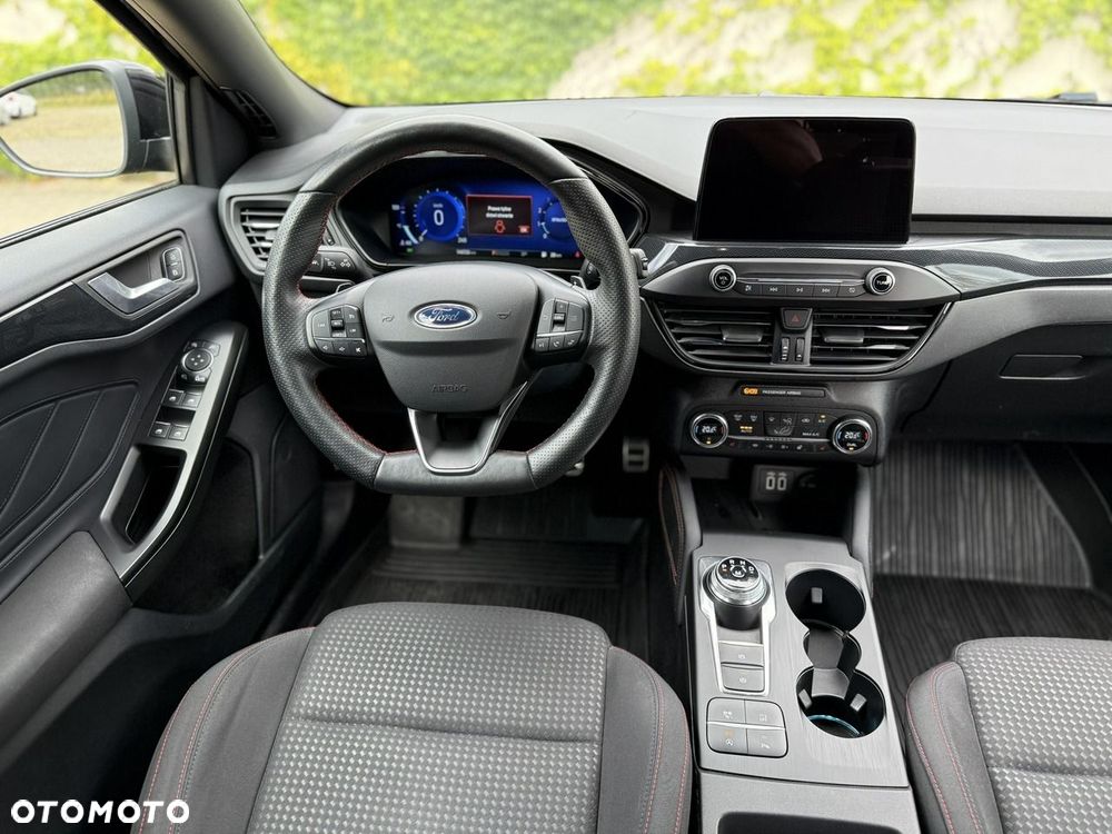 Ford Focus - 16