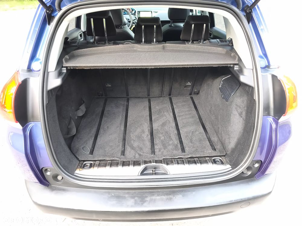 Peugeot 2008 e-HDi FAP 115 STOP & START Allure - 18