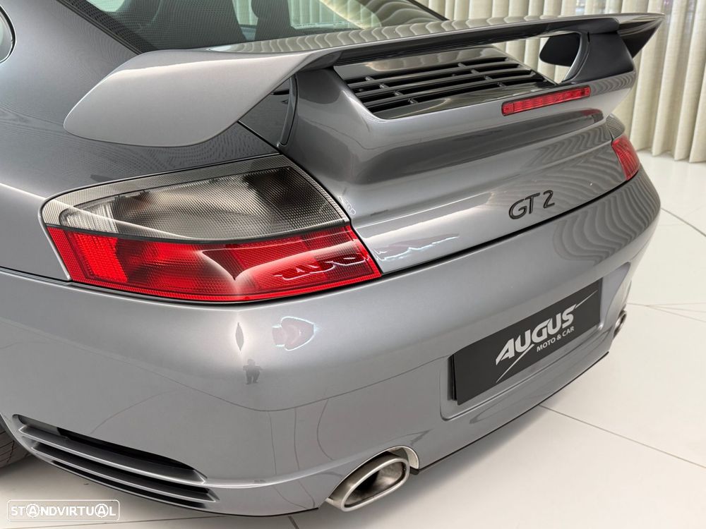 Porsche 911 (996) GT2 - 9