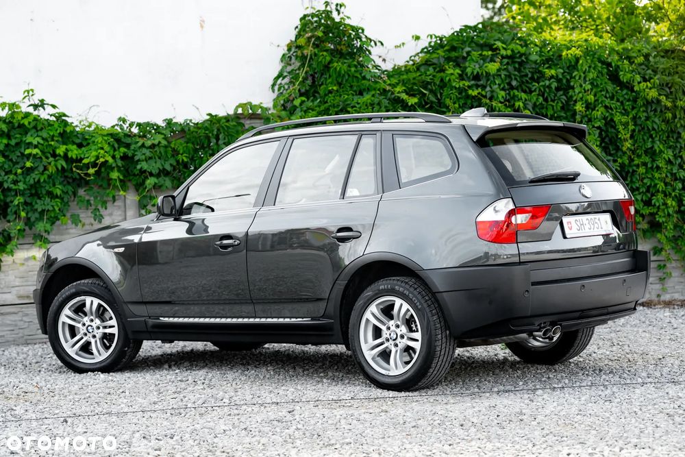 BMW X3 3.0i - 11