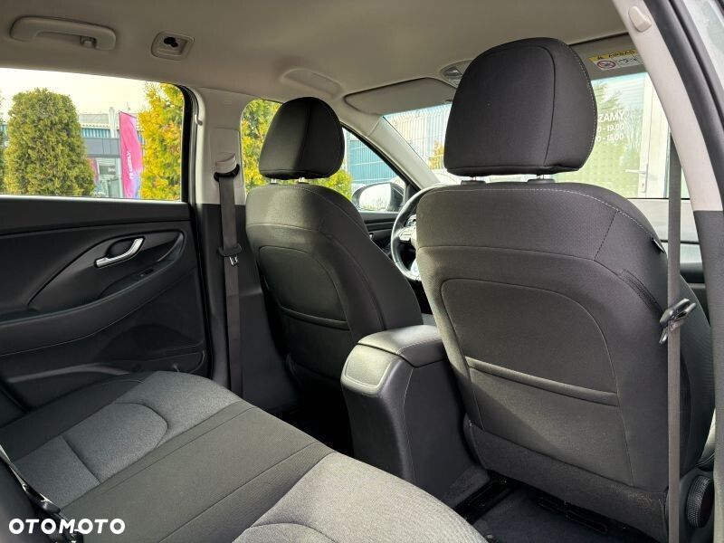 Hyundai i30 1.5 T-GDI 48V Smart DCT - 16