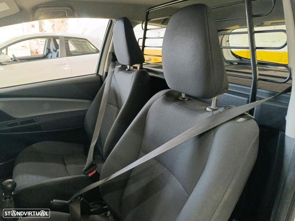 Toyota Yaris bizz 1.4 D-4D AC C/IVA - 4