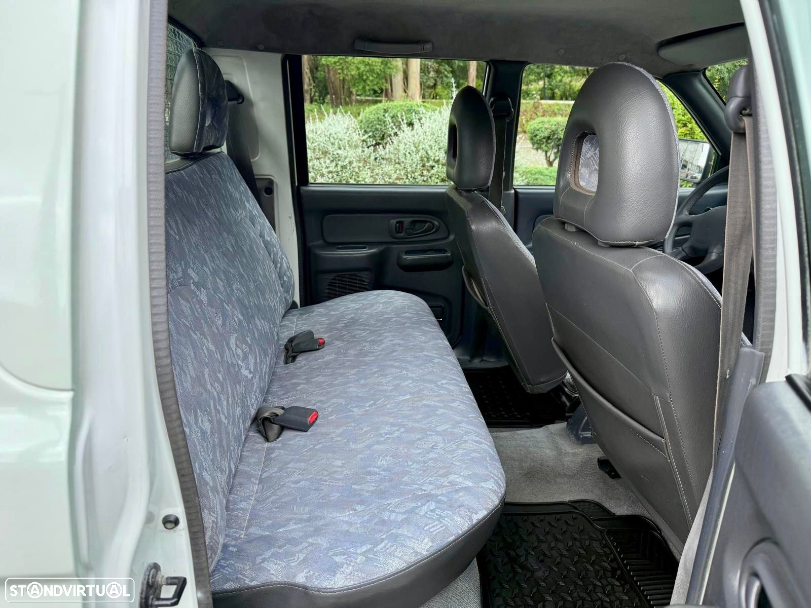 Mitsubishi L200 2.5 TD CD CM - 10