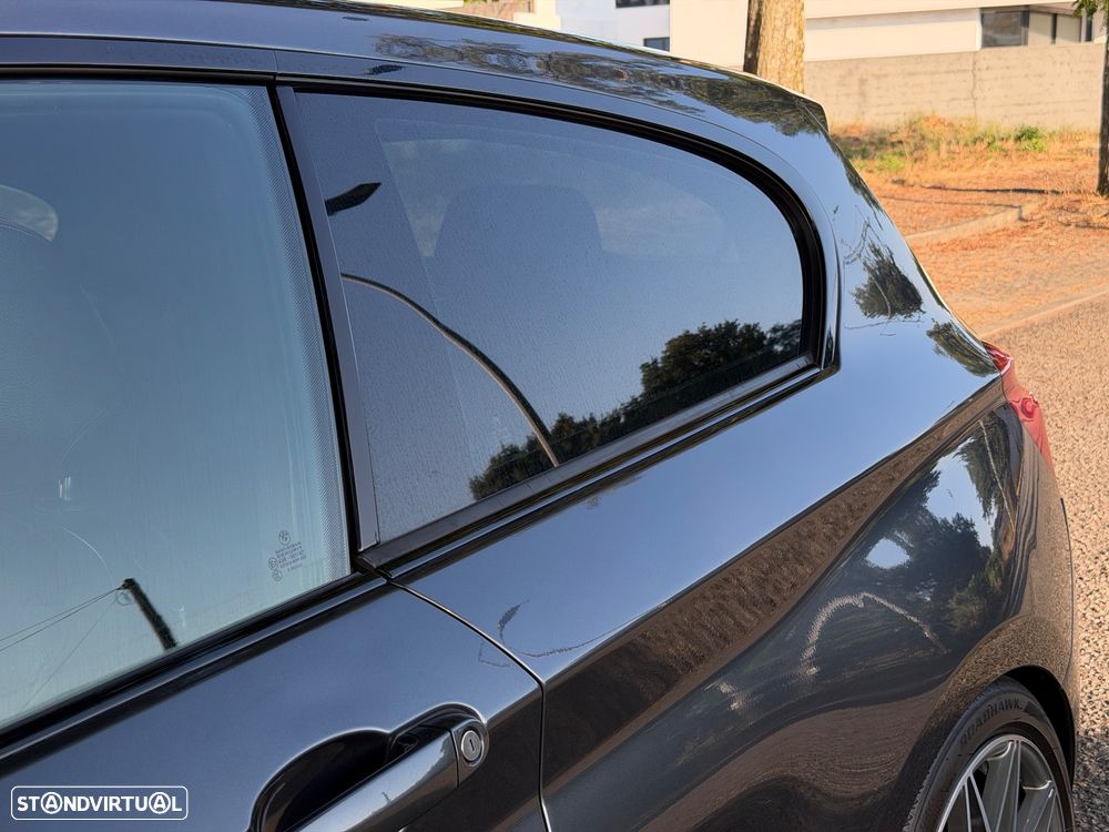 BMW 116 d EDynamics Line Sport — fotografia 8