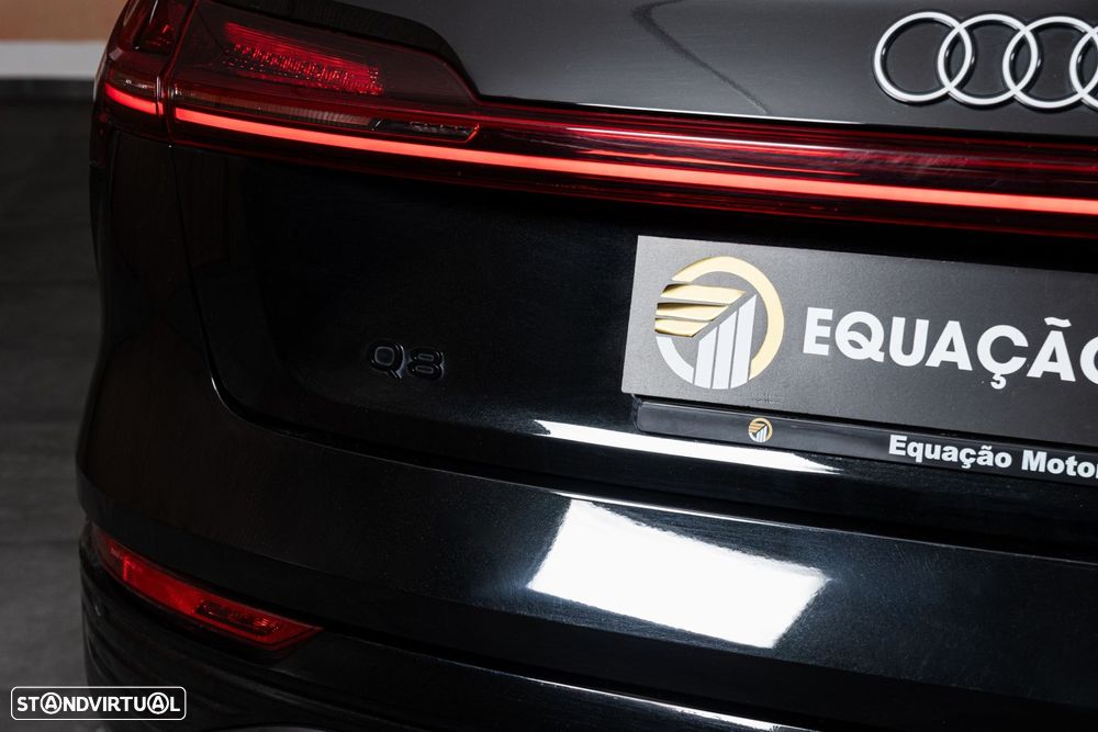 Audi Q8 e-Tron Sportback 55 quattro Advanced - 12