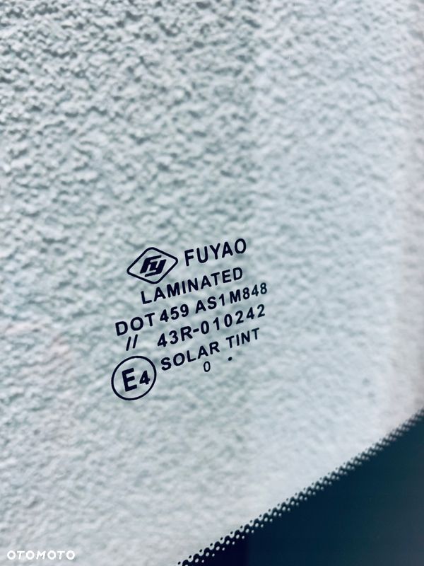 Szyba czołowa NOWA MERCEDES C C205 16- ANT+KAM+SEN - 3