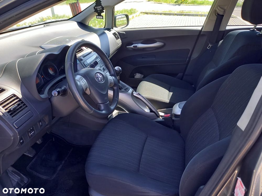 Toyota Auris - 6