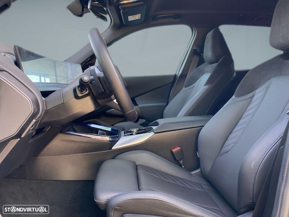 BMW X3 20 d xDrive Pack M Desportivo - 3
