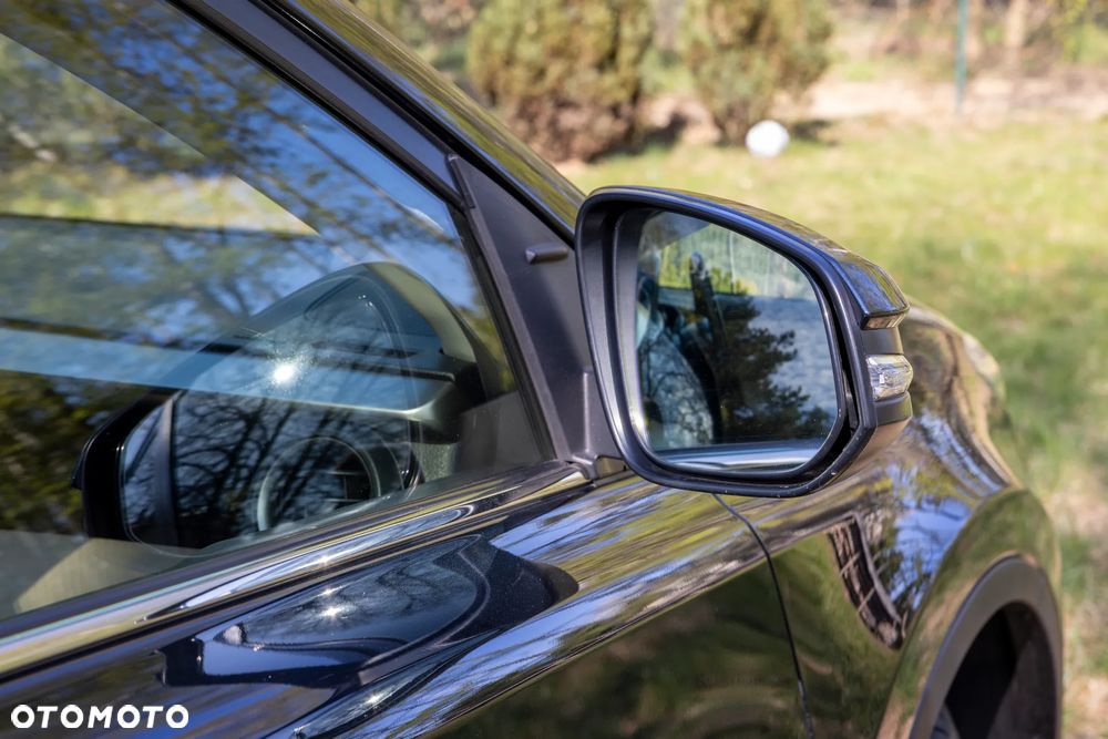 Toyota RAV4 - 16