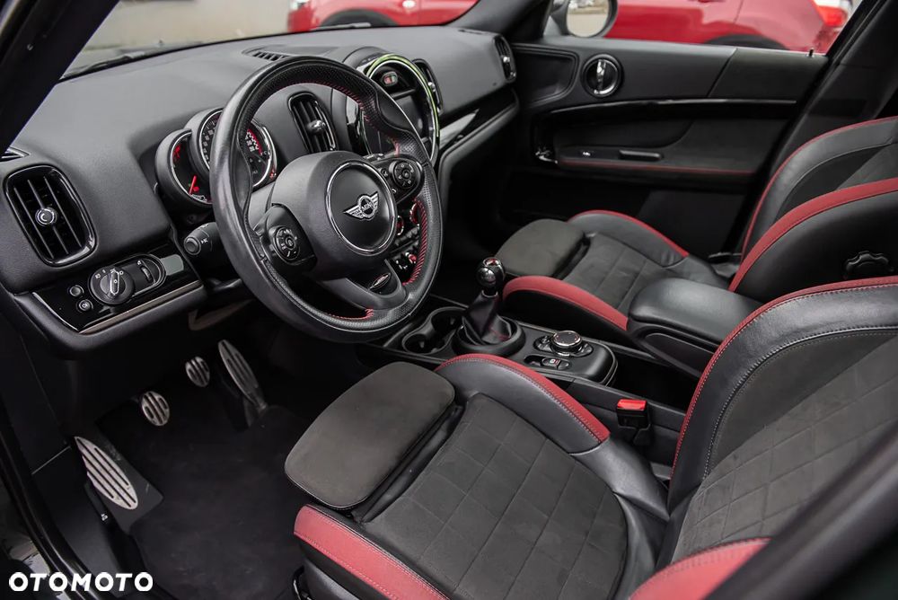 MINI John Cooper Works - 15