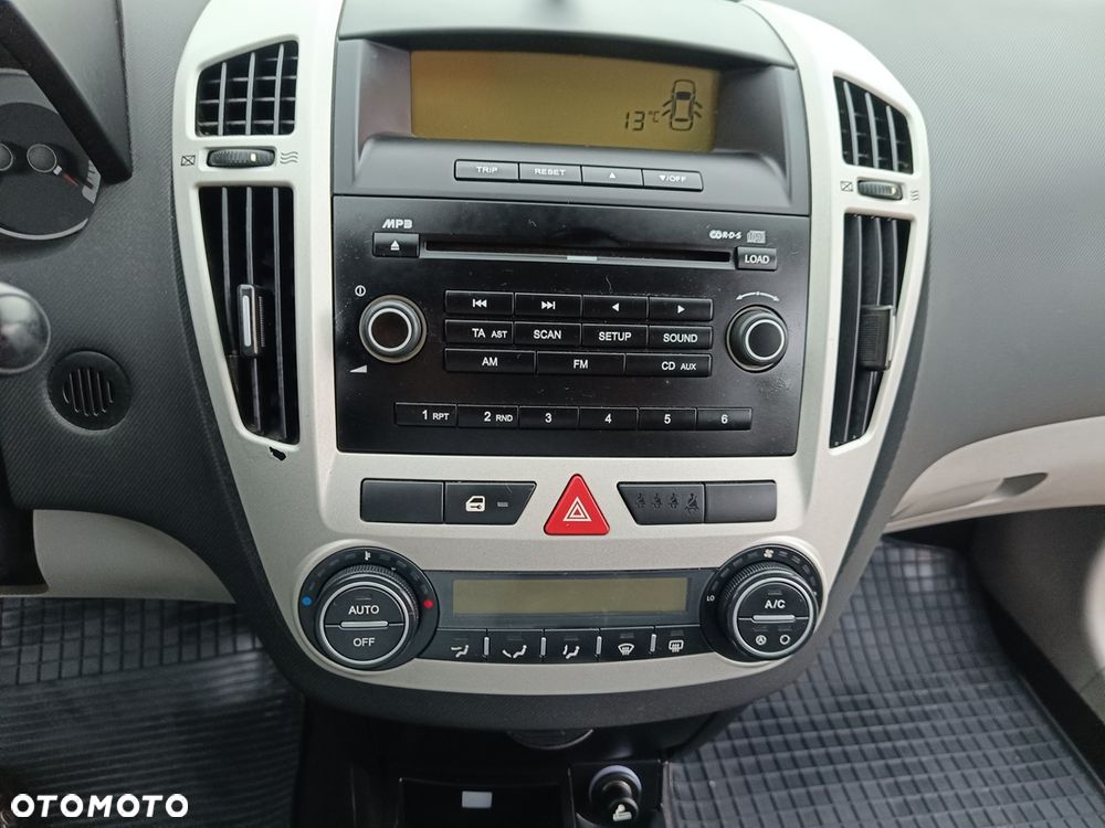 Kia Ceed 1.6 Optimum + - 22