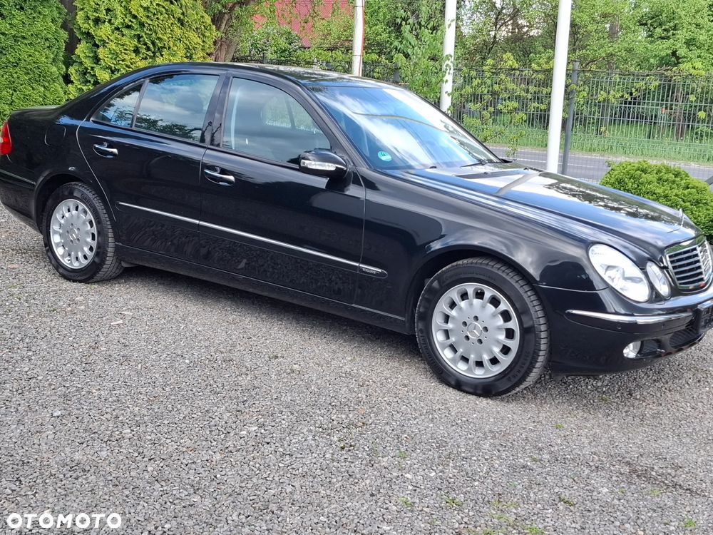 Mercedes-Benz Klasa E 320 4-Matic Avantgarde - 19